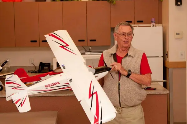 New member Bob Reed brought his E-Flite "STOL".