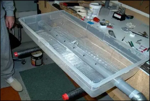The vacuum pipe needs to be sealed to the box with silicone sealant. The sanding box isn't a 'vacuum at-