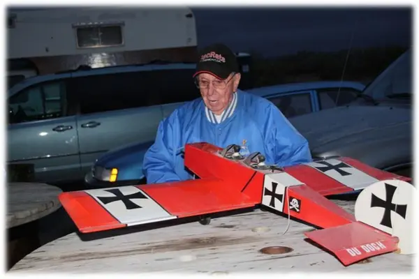 Bob Smith – Top Flite AT-6 Texan “Zero”