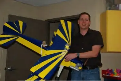 Jeff Packer with Falke (self designed and built)