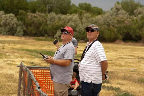 Alan and Milt flying the 109.